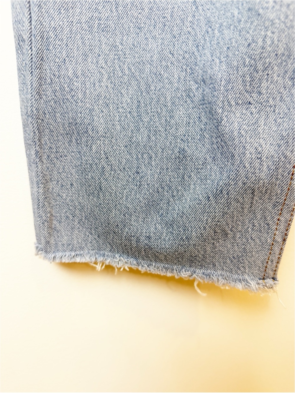 Re/Done x Levi's | High Rise Distressed Vintage Jeans - Picture 3 of 10